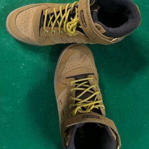 Adidas Tan Sneakers Rugged Outdoor Design